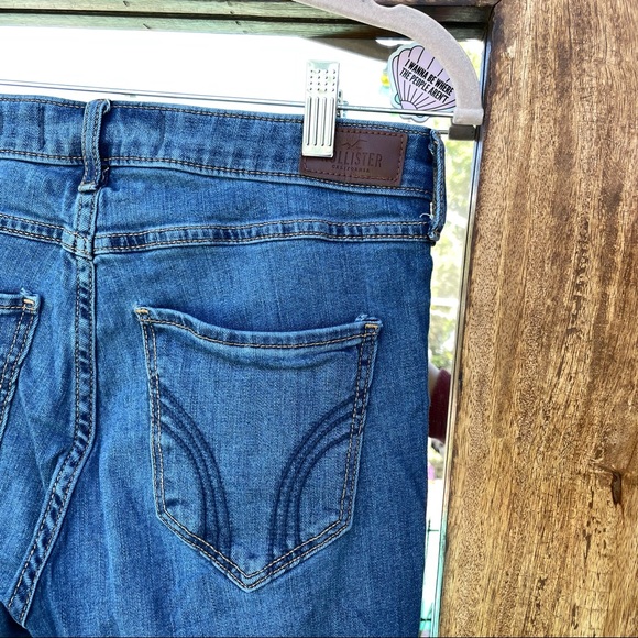 Hollister Skinny Jeans - Picture 5 of 8